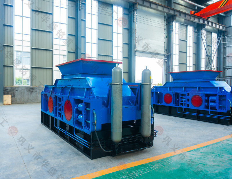 制沙機(jī)多少錢一套 鵝卵石制砂用對輥制砂機(jī)效果怎么樣